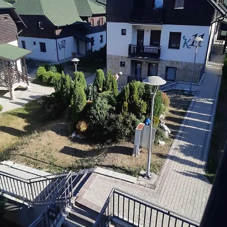 Zlatiborski Konaci K15 Zlatibor